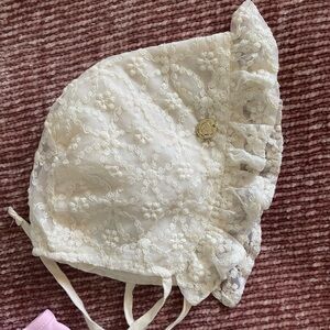 Gorgeous embroidered Baby Bonnet with luxe thin cotton lining.